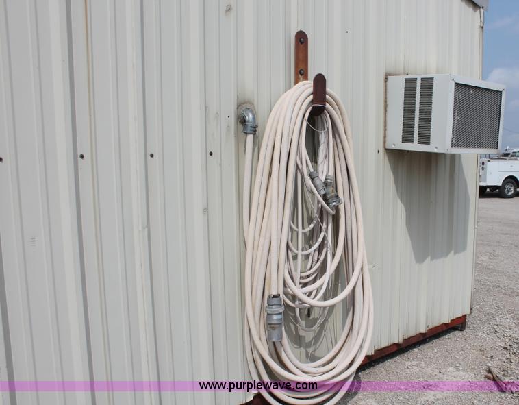 image for item H3739 24' x 12' x 8' skid-mounted module unit