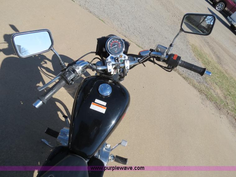 image for item S9566 2000 Honda Rebel 250 motorcycle
