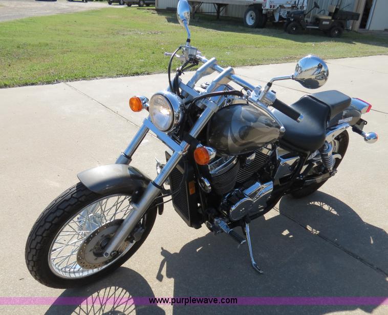 image for item S9567 2006 Honda Shadow 750 motorcycle