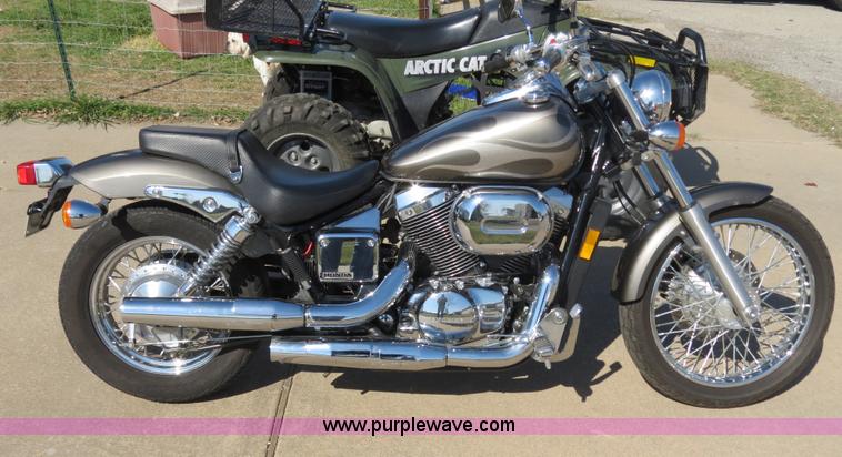 image for item S9567 2006 Honda Shadow 750 motorcycle