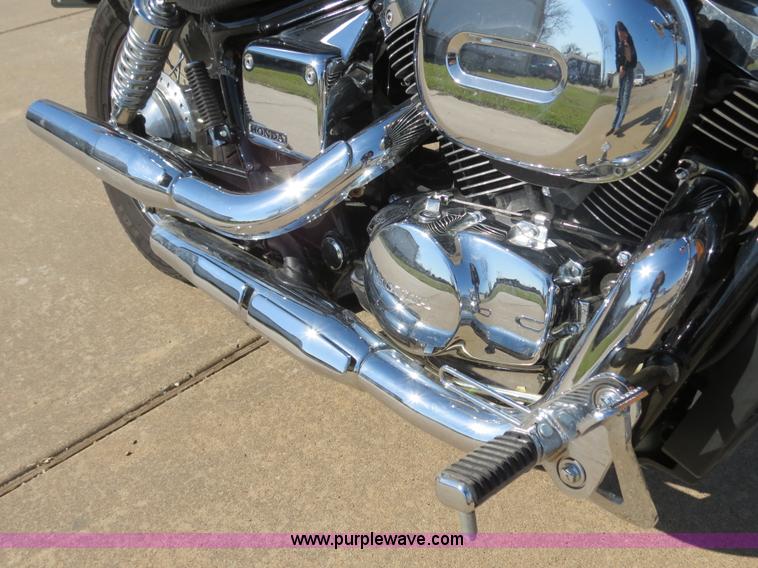 image for item S9567 2006 Honda Shadow 750 motorcycle