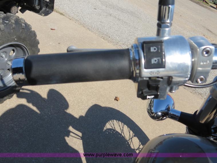 image for item S9567 2006 Honda Shadow 750 motorcycle