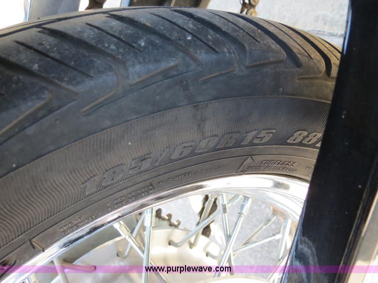 image for item S9567 2006 Honda Shadow 750 motorcycle