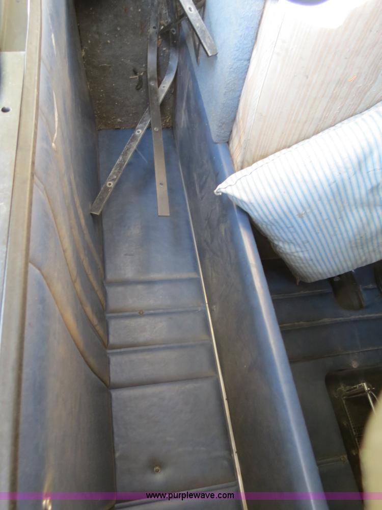 image for item S9580 Semi truck 48" sleeper