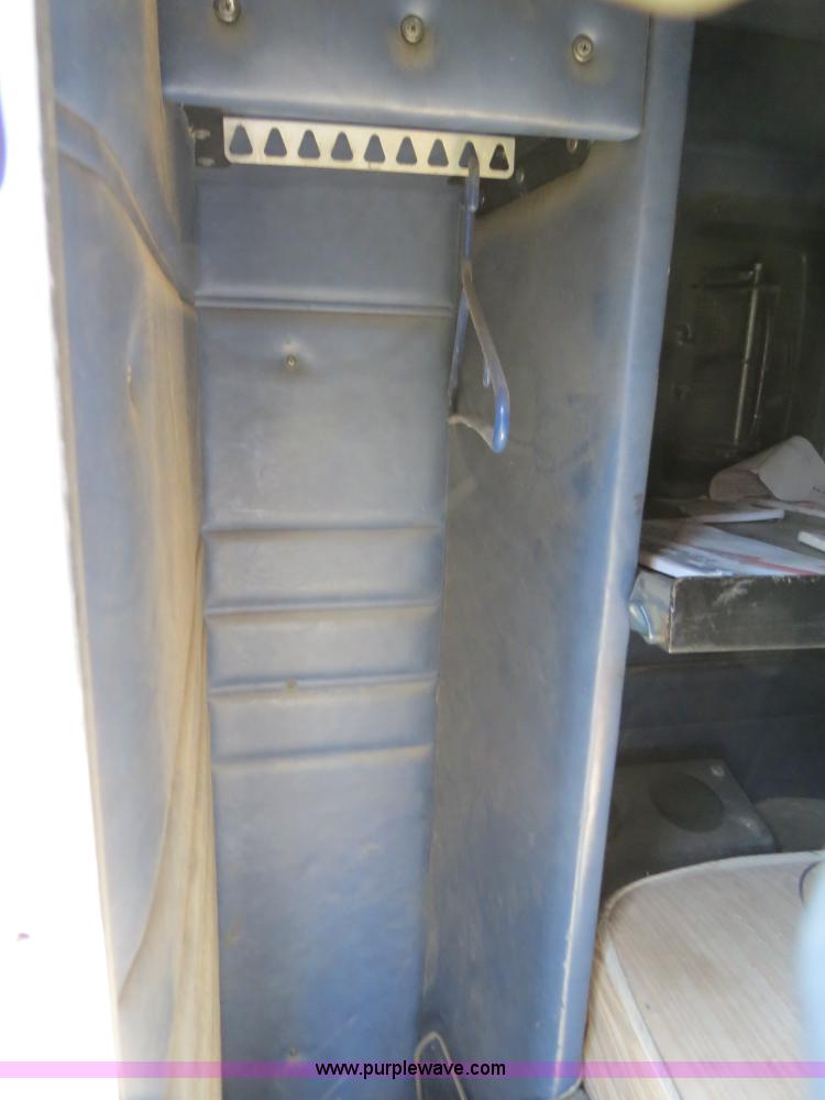 image for item S9580 Semi truck 48" sleeper