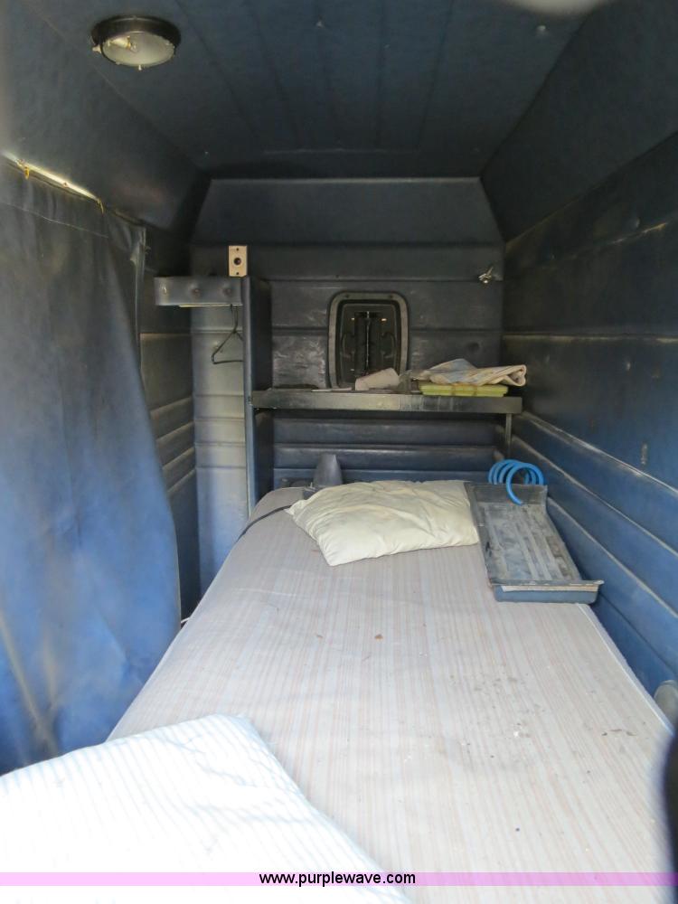 image for item S9580 Semi truck 48" sleeper