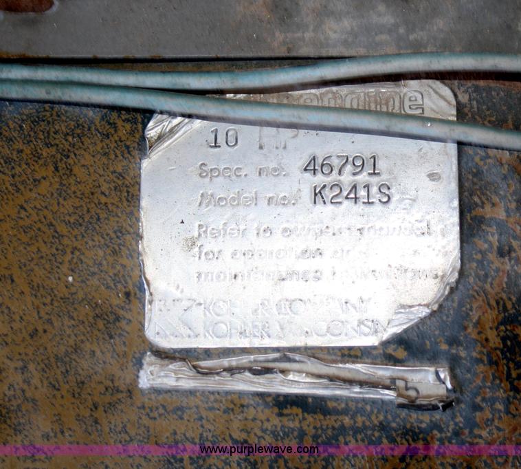 image for item V9699 Air compressor