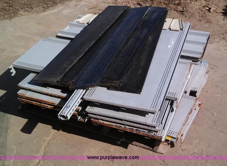 image for item V9955 Assorted steel shelving