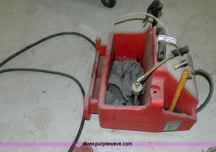 image for item W9056 Vacula brake bleed machine