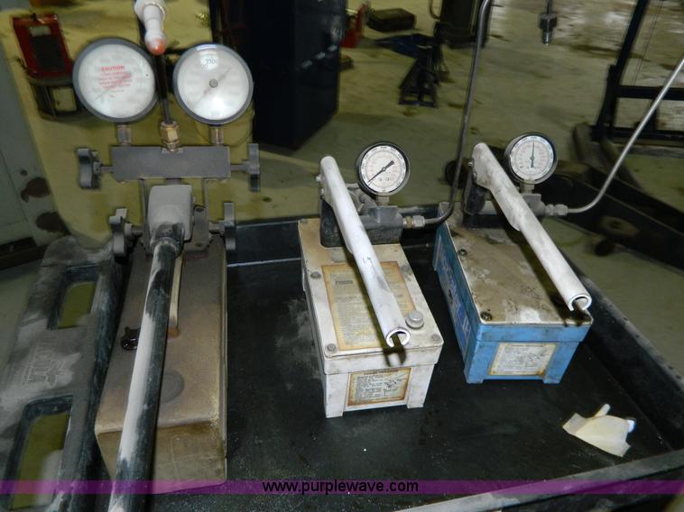 image for item W9057 (3) injector nozzle testers