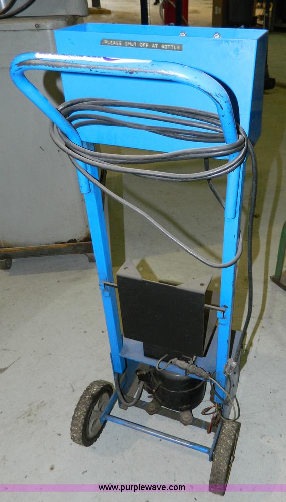 image for item W9059 AC Econo charge machine