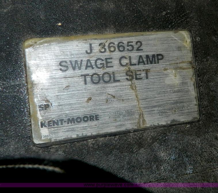 image for item W9061 Assorted tools