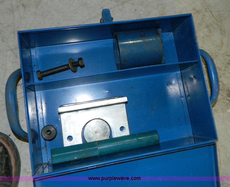 image for item W9061 Assorted tools