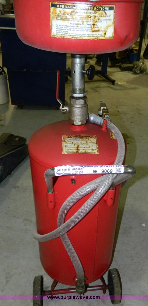 image for item W9069 Lincoln 3613 telescoping oil drain tank