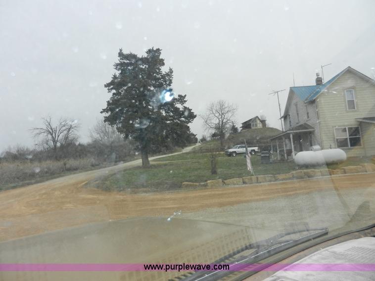 image for item X9594 1985 GMC 1500 High Sierra pickup truck