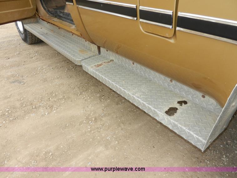 image for item X9594 1985 GMC 1500 High Sierra pickup truck