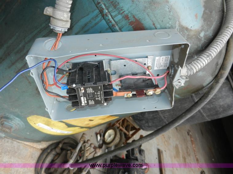 image for item X9597 1972 Dresser 5000 air compressor