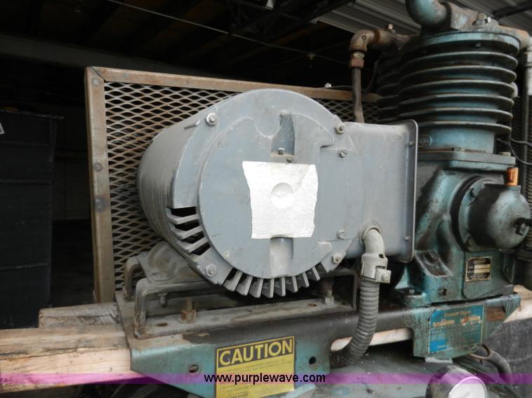 image for item X9597 1972 Dresser 5000 air compressor