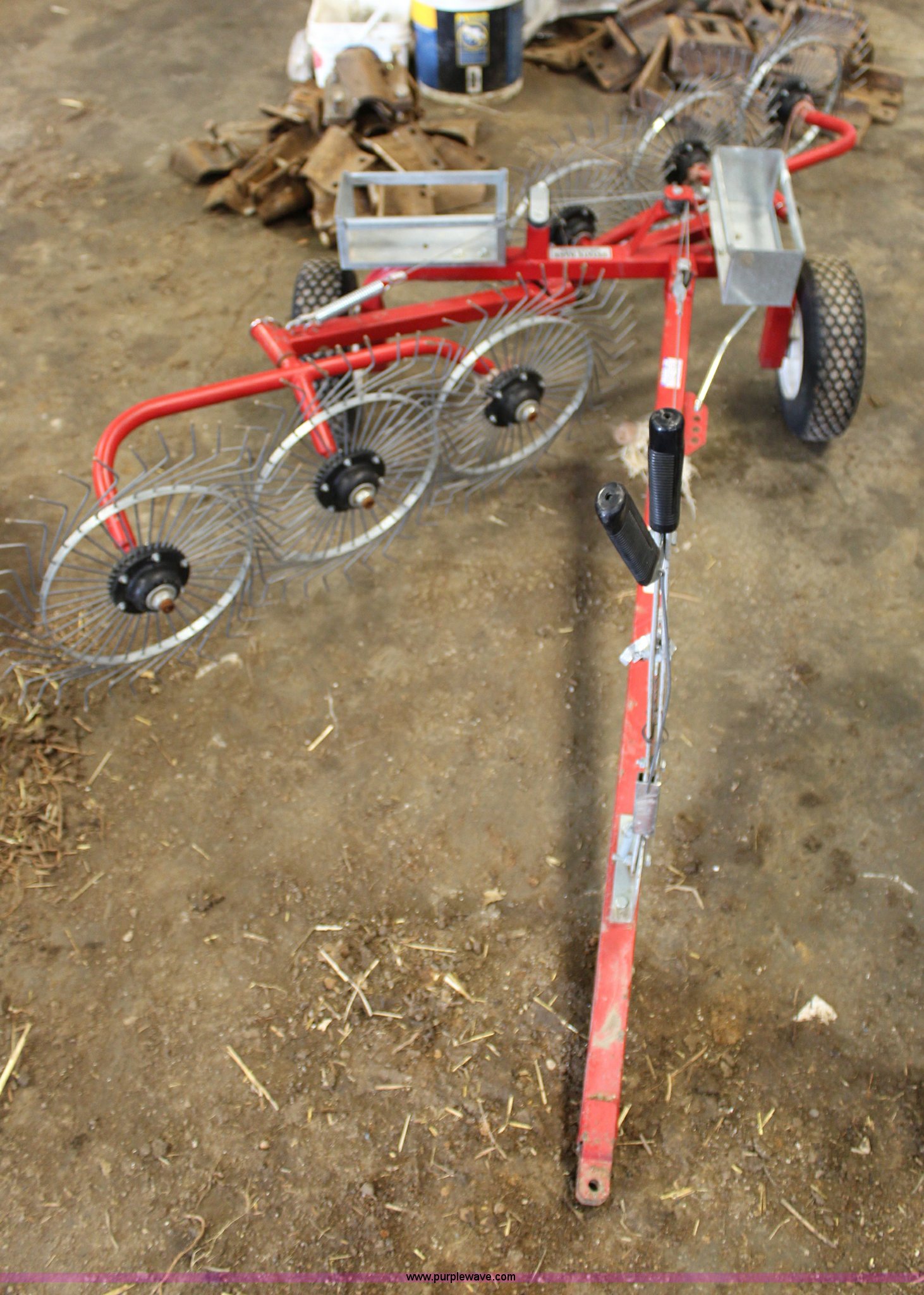 Estate rake in Hiawatha, KS Item AJ9624 sold Purple Wave