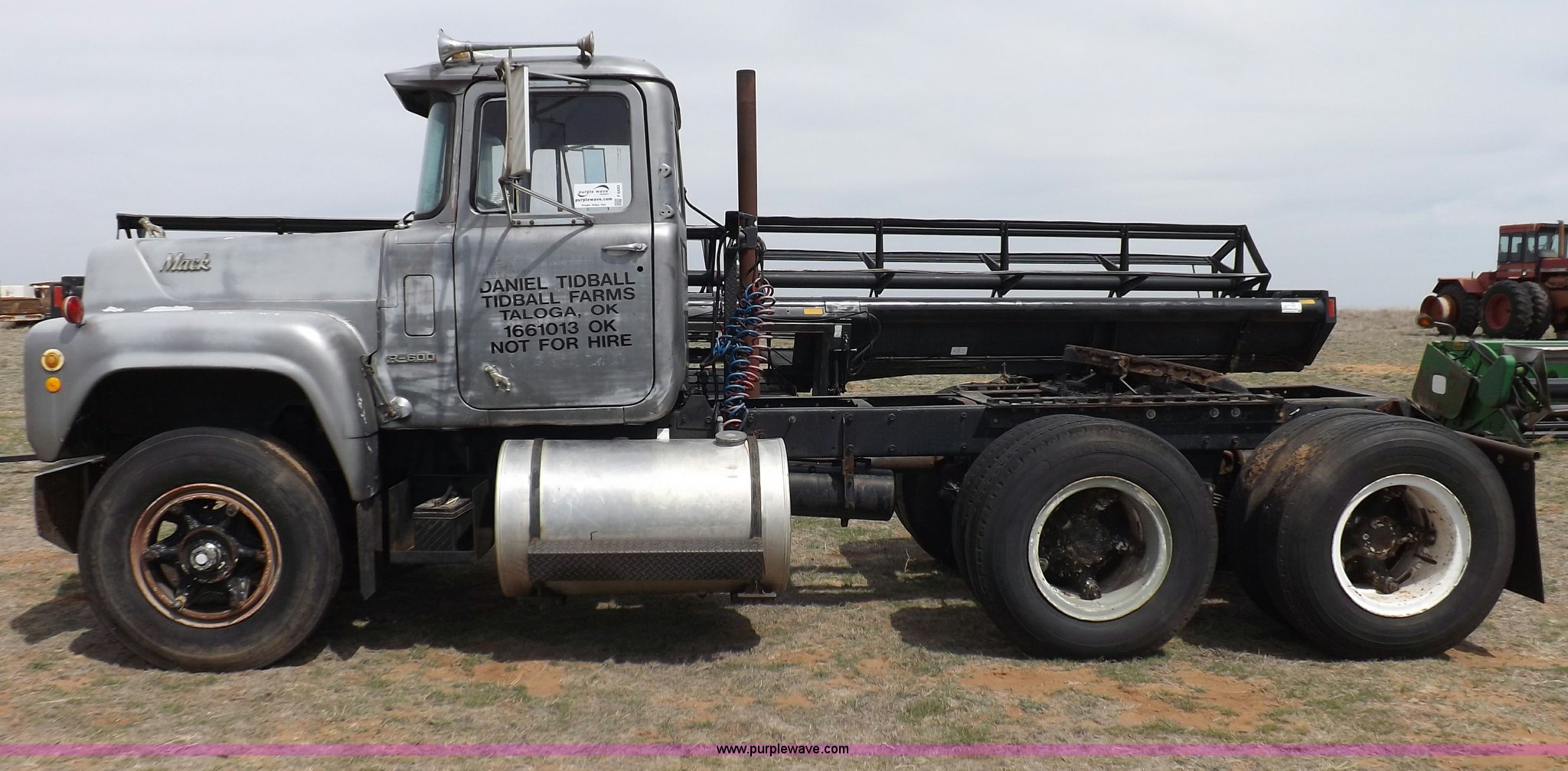 1969 Mack R600 semi truck in Balko, OK | Item F6493 sold | Purple Wave