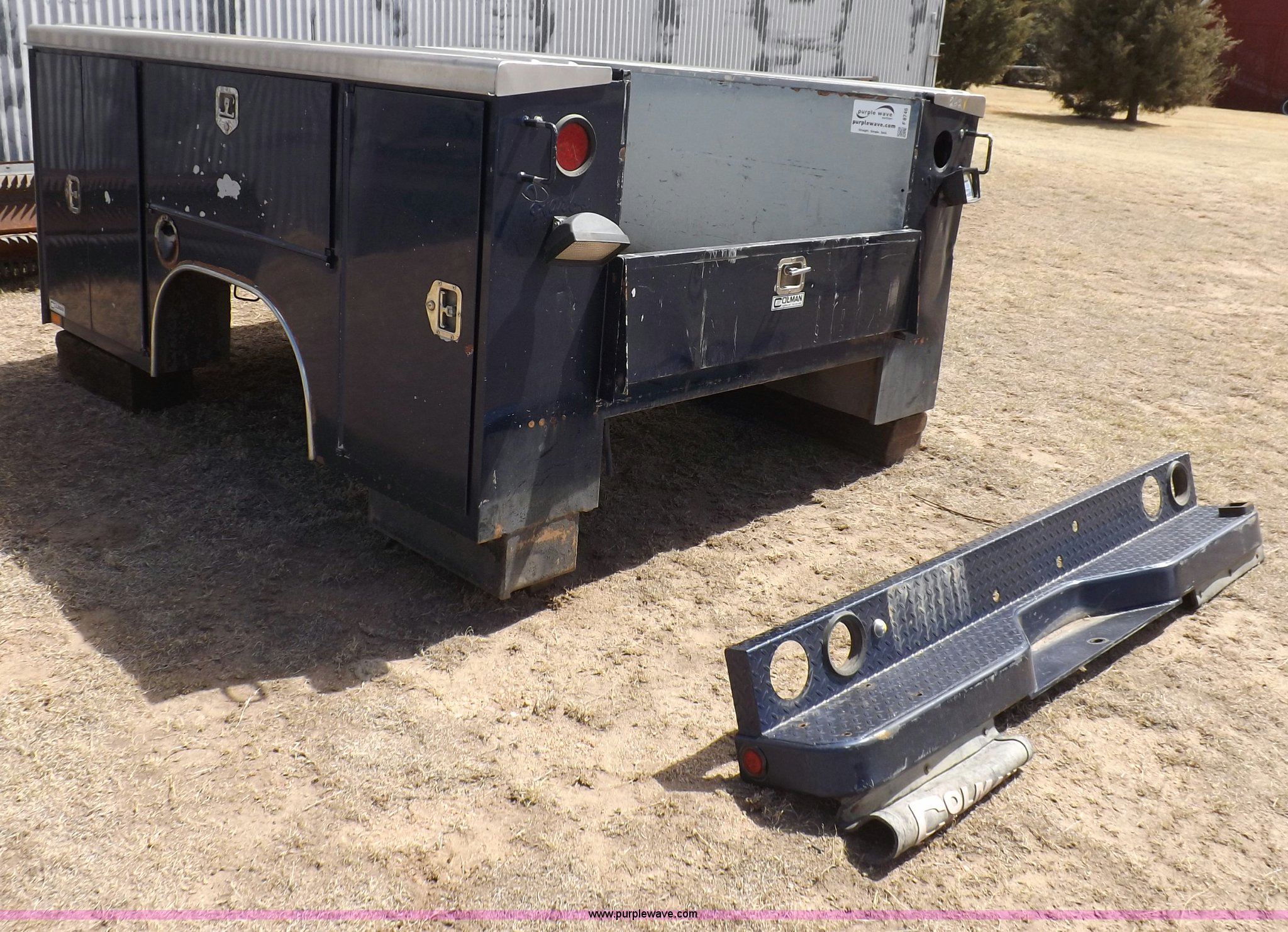 Harbor utility truck bed in Ulysses, KS Item F8746 sold Purple Wave