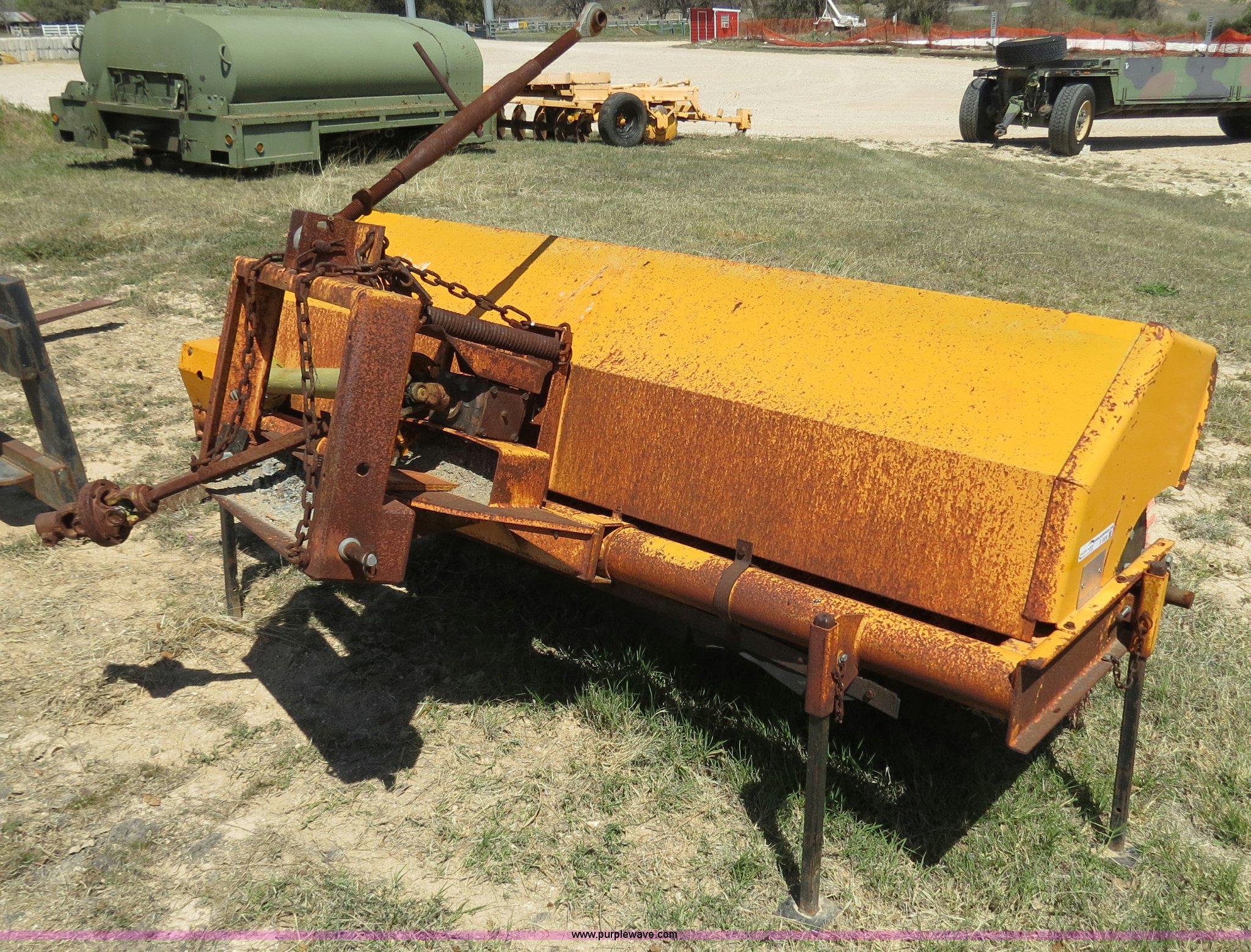 ODB RMB507 three point broom in Rainbow, TX Item S9559 sold Purple Wave