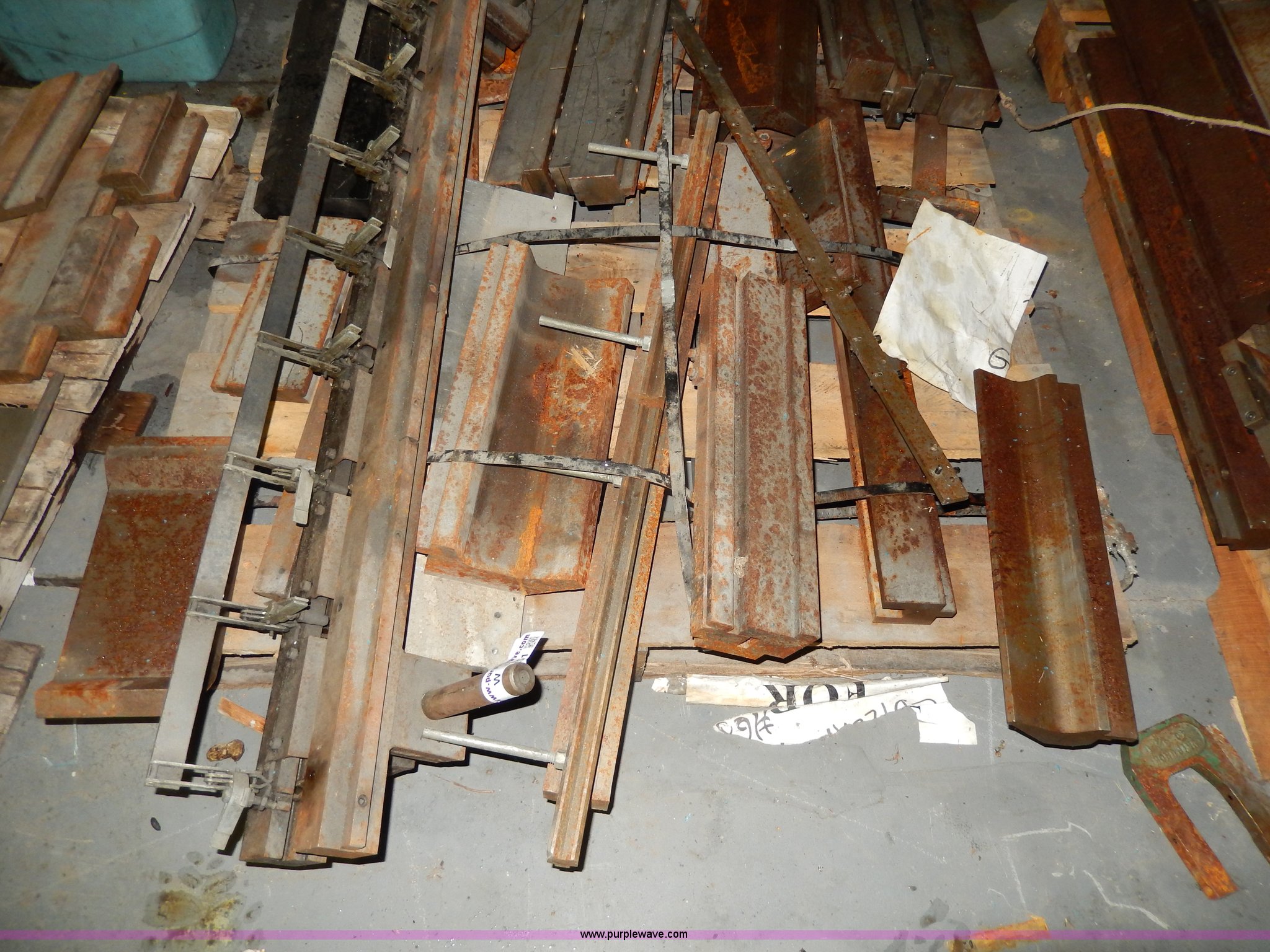 Assorted press and forming tooling in Clay Center, KS Item W9951 sold