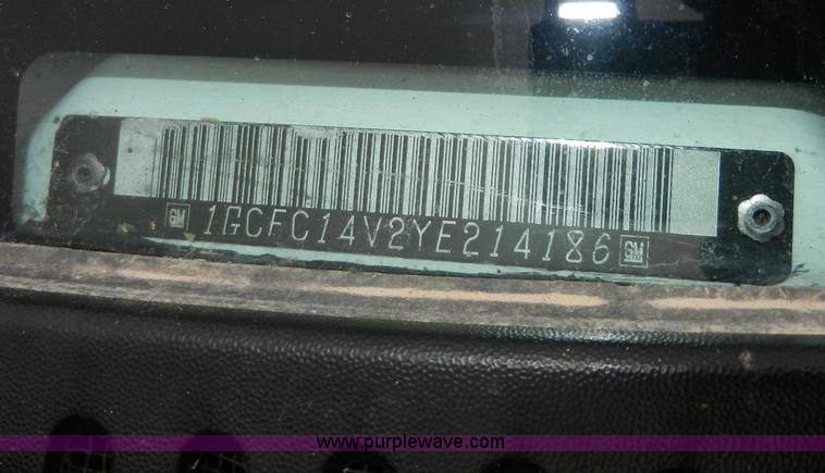 image for item A3950 2000 Chevrolet Silverado 1500 LS pickup truck