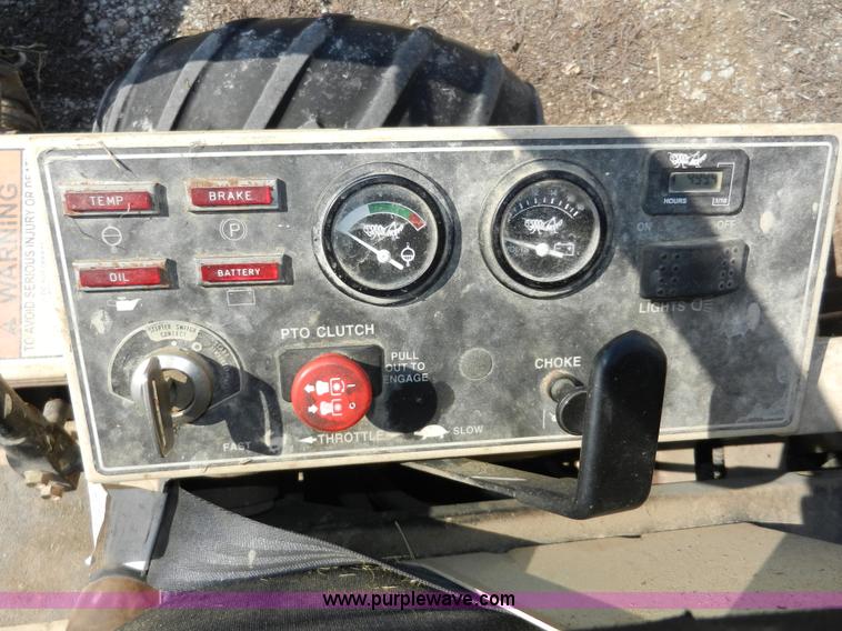 image for item A3960 Grasshopper 729 ZTR lawn mower