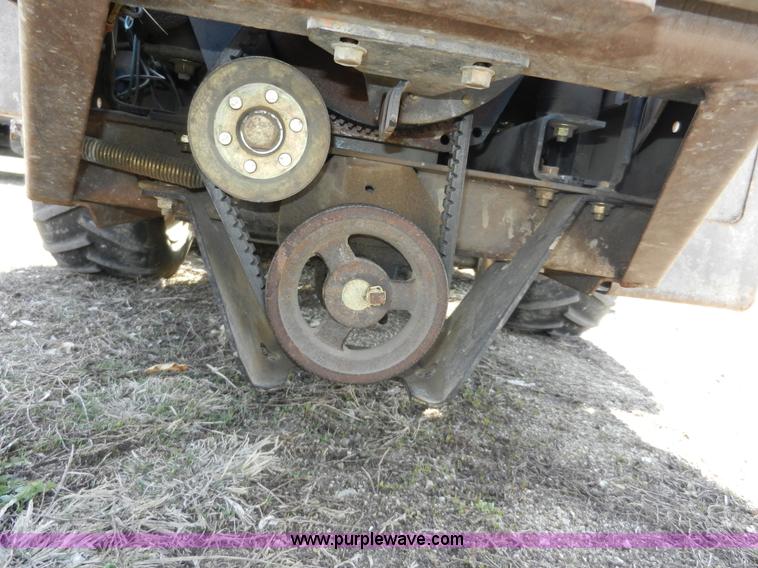 image for item A3960 Grasshopper 729 ZTR lawn mower