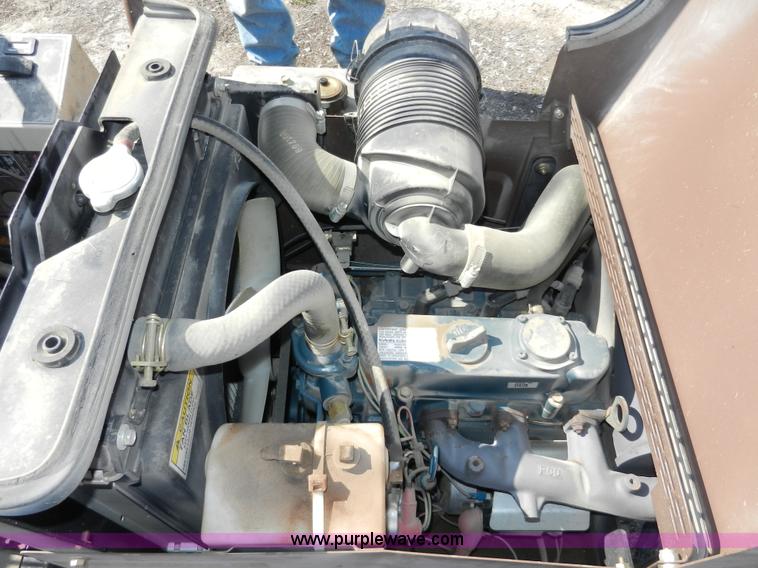 image for item A3960 Grasshopper 729 ZTR lawn mower