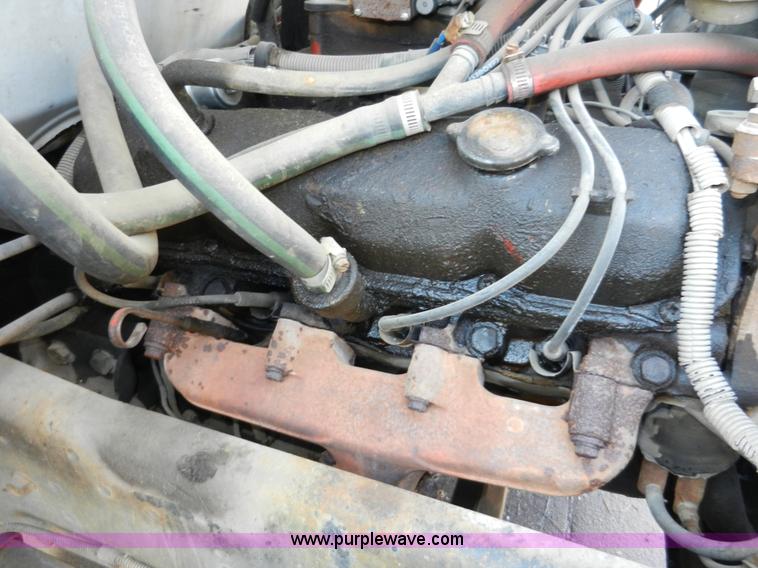 image for item A5003 1979 International 1824 telescopic crane truck