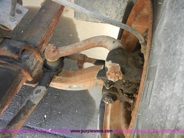 image for item A5003 1979 International 1824 telescopic crane truck