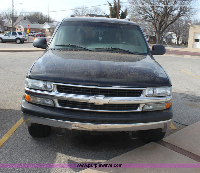 image for item AA9064 2003 Chevrolet Tahoe SUV