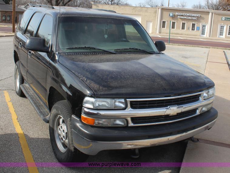 image for item AA9064 2003 Chevrolet Tahoe SUV