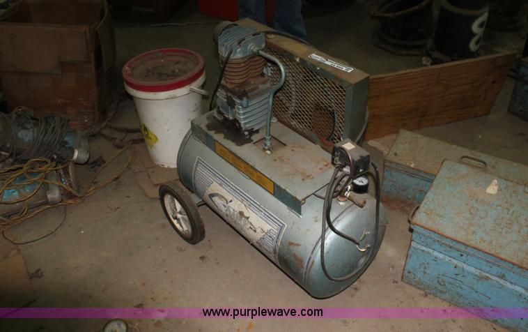image for item AA9068 C-Aire air compressor
