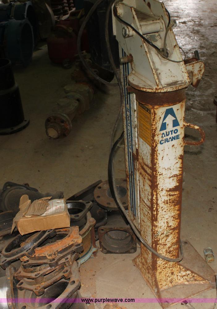 image for item AA9071 Auto Crane Econo-Ton II crane