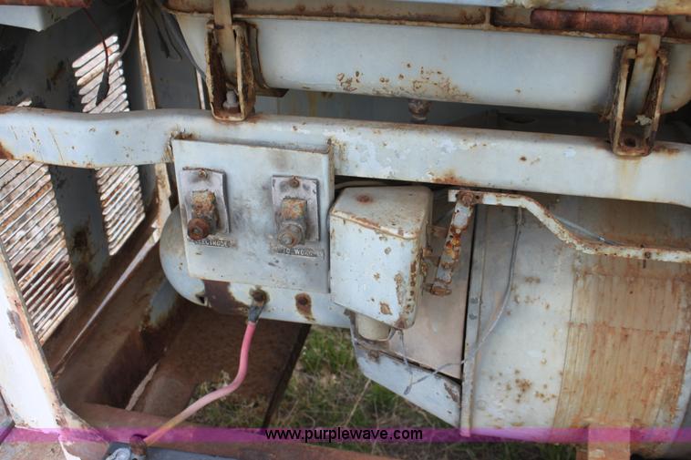 image for item AA9072 Lincoln Electric SAE300 arc welder