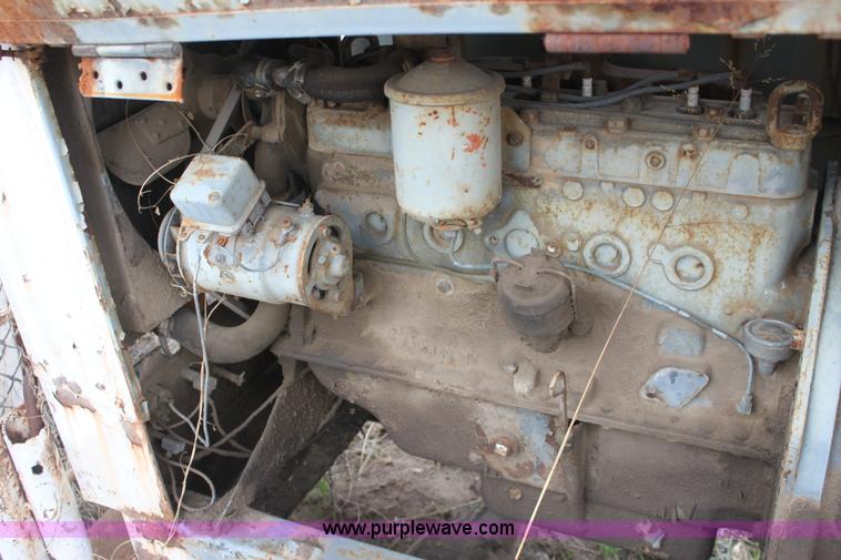 image for item AA9072 Lincoln Electric SAE300 arc welder