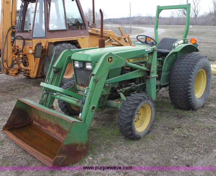 image for item AA9074 John Deere 950 MFWD tractor
