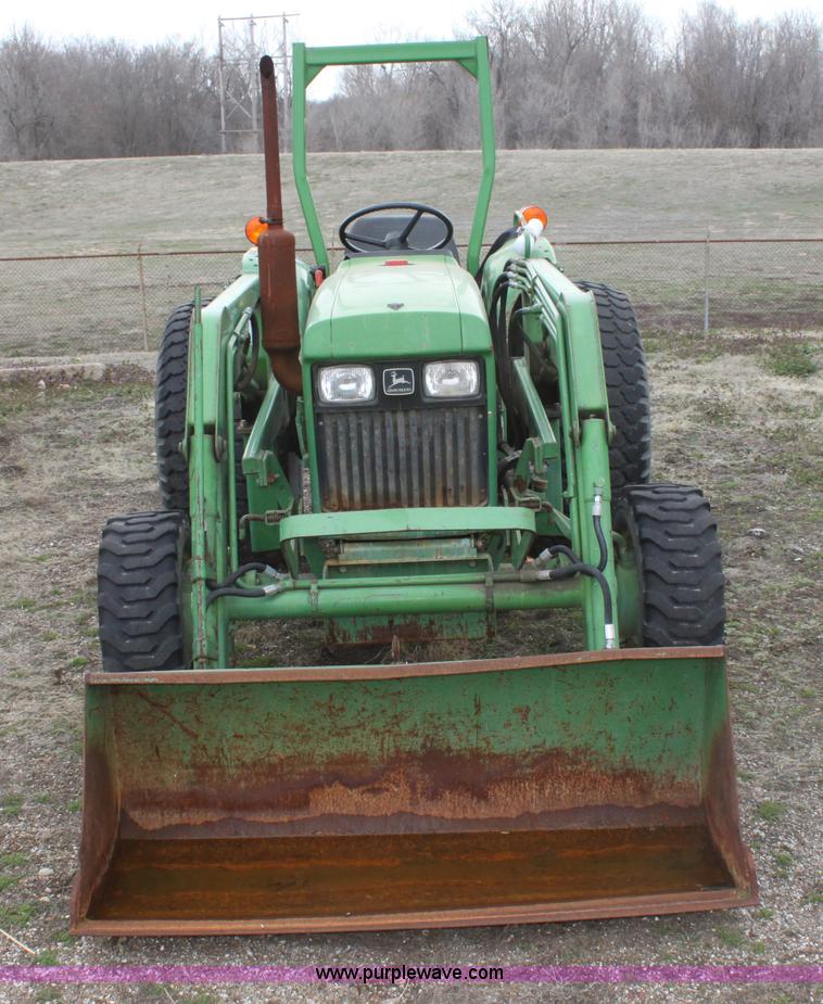 image for item AA9074 John Deere 950 MFWD tractor