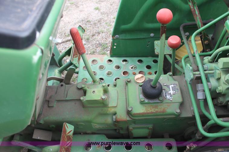 image for item AA9074 John Deere 950 MFWD tractor