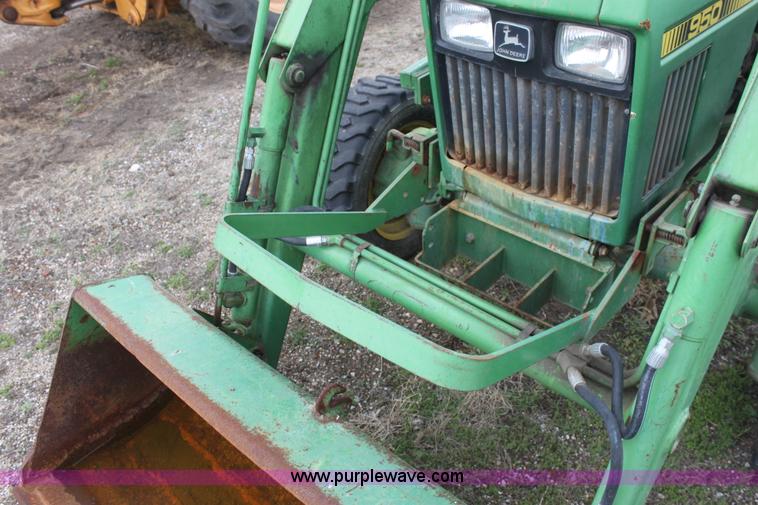 image for item AA9074 John Deere 950 MFWD tractor