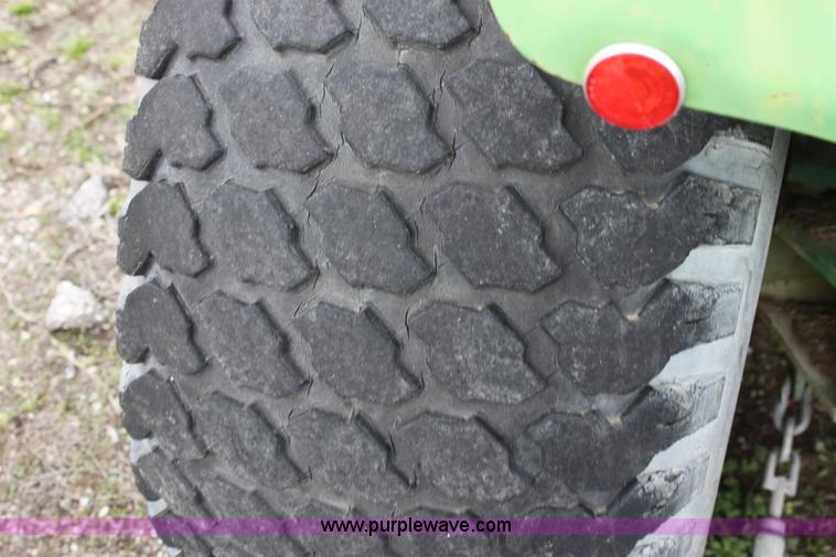 image for item AA9074 John Deere 950 MFWD tractor