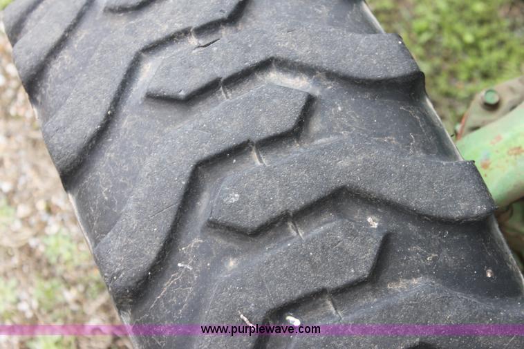 image for item AA9074 John Deere 950 MFWD tractor