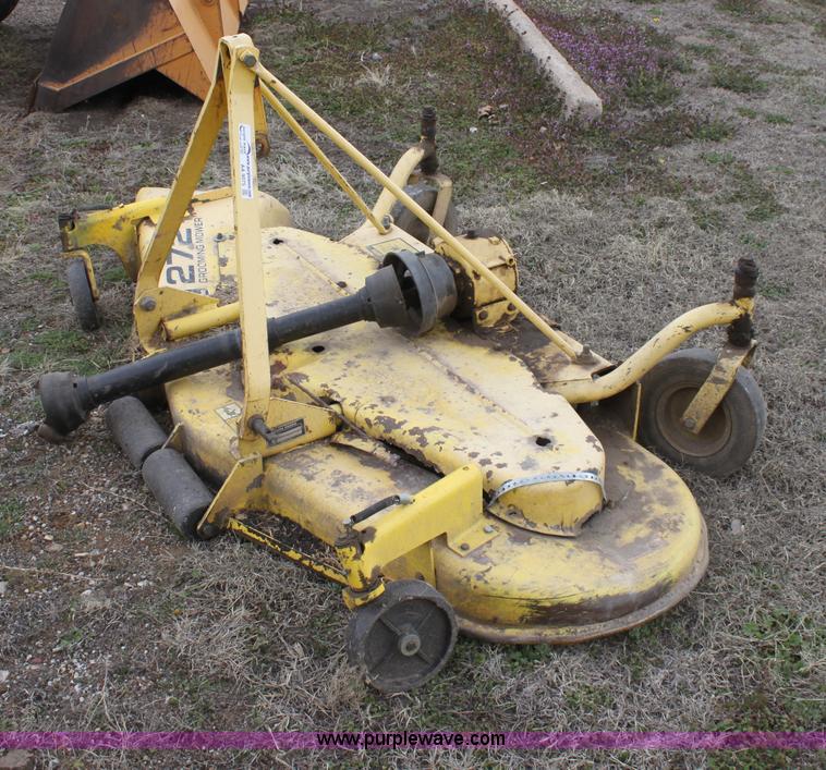 image for item AA9075 John Deere 277 grooming mower