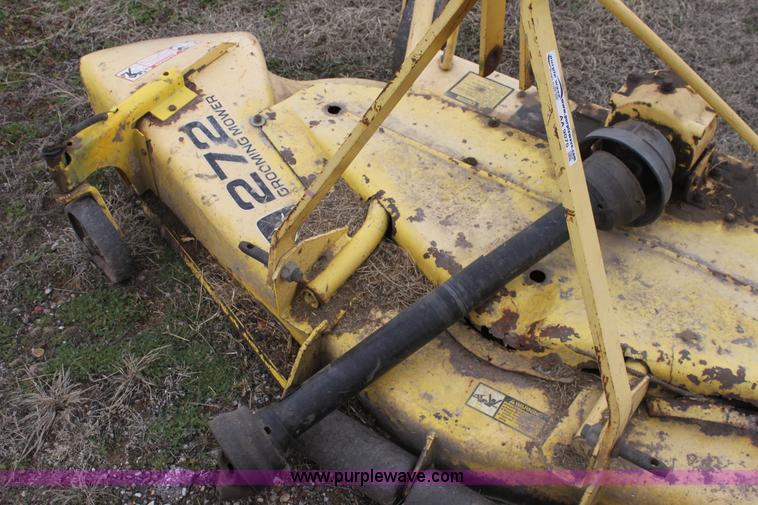 image for item AA9075 John Deere 277 grooming mower