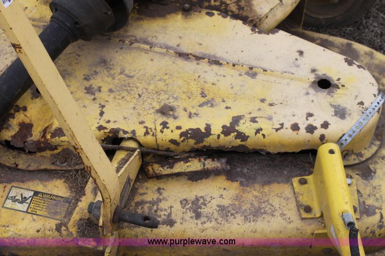 image for item AA9075 John Deere 277 grooming mower