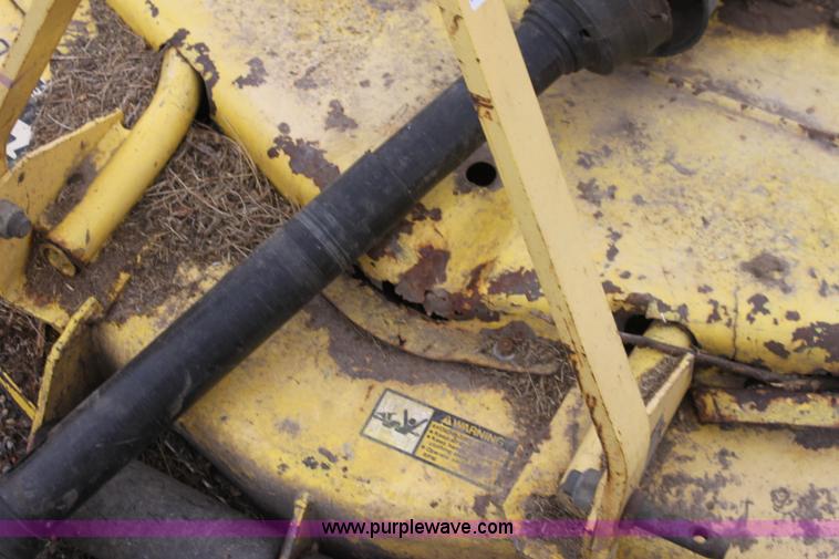 image for item AA9075 John Deere 277 grooming mower