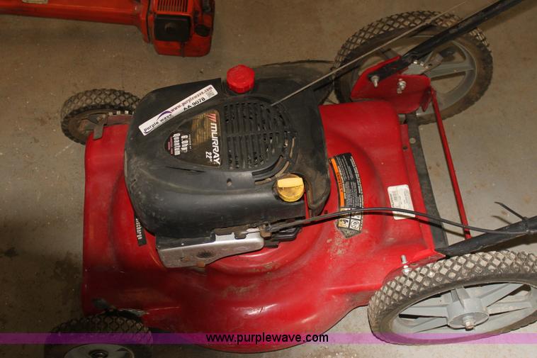 image for item AA9078 Assorted lawn equipment